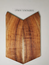 Load image into Gallery viewer, EC22A5401 Electric Guitar Cap AA Otway Blackwood