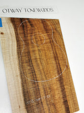 Load image into Gallery viewer, UTT4A1701 Ukulele Tenor one-piece Top AAAA Otway Blackwood