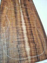 Load image into Gallery viewer, ED24A26504 Electric Guitar Drop Top AAAA Mastergrade Otway Blackwood