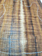Load image into Gallery viewer, ED24A26504 Electric Guitar Drop Top AAAA Mastergrade Otway Blackwood