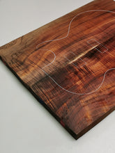 Load image into Gallery viewer, EC23A1301 Electric Guitar Solid 2-piece cap AAA Otway Blackwood