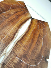 Load image into Gallery viewer, ED24AM01001 Electric Guitar Drop Top AAAA Otway Blackwood