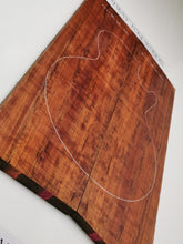 Load image into Gallery viewer, EC23A35001 Electric Guitar Cap AAA Maidens Tears/Panther Claw Otway Blackwood