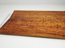 Load image into Gallery viewer, EC23A35002 Electric Guitar Cap AAA Maidens Tears/Panther Claw Otway Blackwood