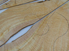 Load image into Gallery viewer, UTC4A91001 Ukulele Tenor Top Back and Side Set AAAA Otway Satinbox