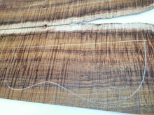 Load image into Gallery viewer, ED24A26503 Electric Guitar Drop Top AAAA Mastergrade Otway Blackwood
