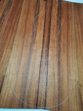 Load image into Gallery viewer, WSC1A0802 Weissenborn Top, Back and Side Set A grade Otway Blackwood
