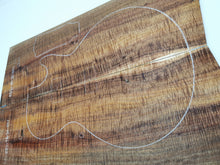 Load image into Gallery viewer, ED24A30001 Electric Guitar Drop Top AAAA Otway Blackwood
