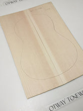 Load image into Gallery viewer, ACTSS002 Guitar Classical Top Long Rotation Plantation Sitka Spruce
