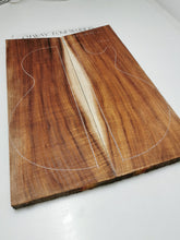 Load image into Gallery viewer, EC22A6001 Electric Guitar Cap AA Otway Blackwood
