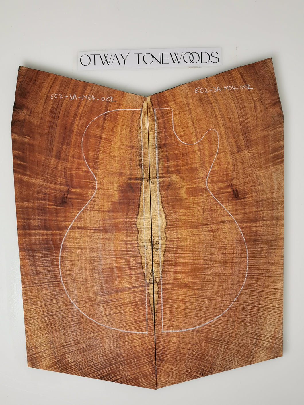 EC23AM04002 Electric Guitar Cap AAA Otway Blackwood