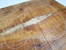Load image into Gallery viewer, EC23AM04002 Electric Guitar Cap AAA Otway Blackwood
